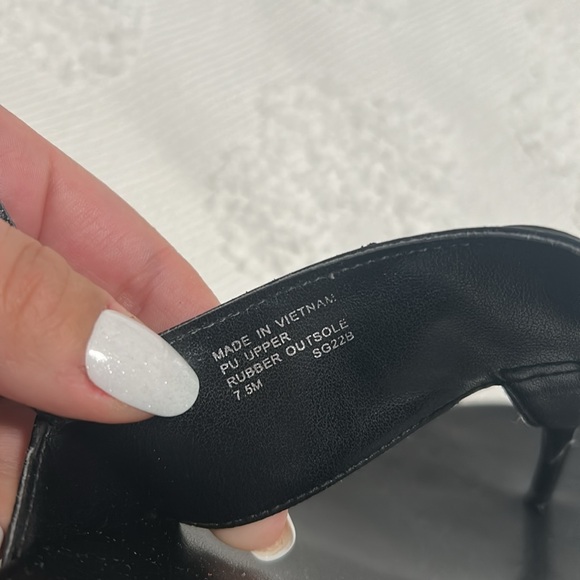 Michael Kors Black Sandals with Gold Accents - Picture 5 of 7